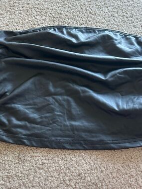 SHEIN Black Mini Skirt - Smooth Tube Style